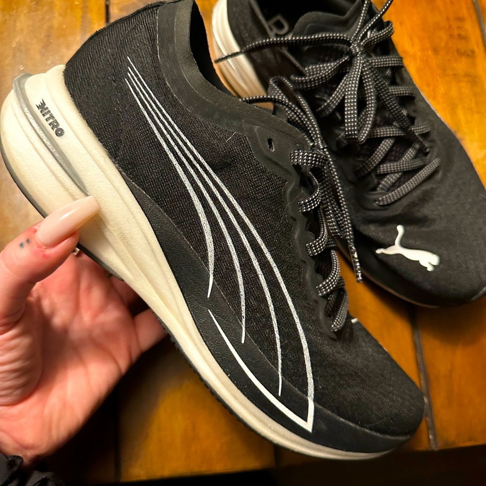 Puma Nitro Women’s Size 8.5